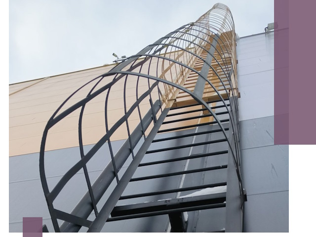 Изготовление и монтаж пожарных лестниц в Северске профессионально