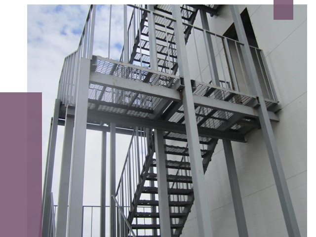 Монтаж пожарных лестниц в Северске от 7900 руб.