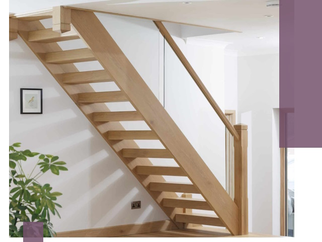 Изготовление деревянных лестниц под ключ в Северске для дома