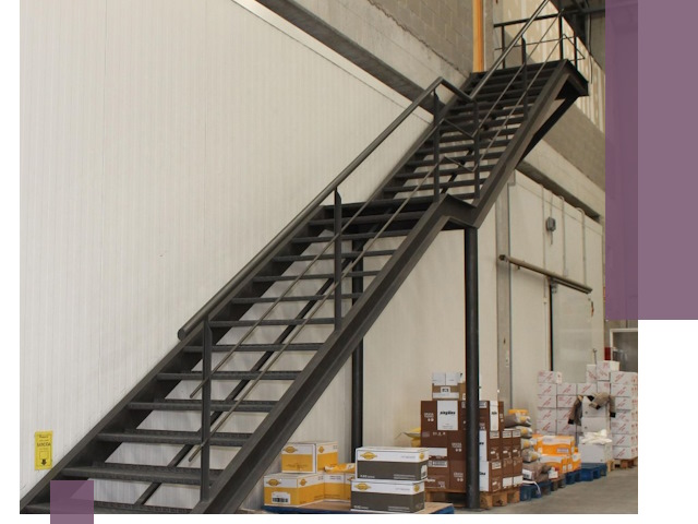 Лестницы для производства в Северске — изготовление и монтаж