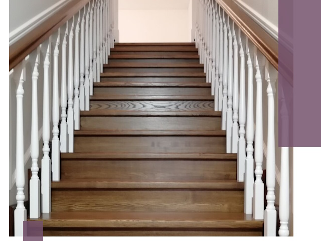 Лестницы из ясеня на заказ в Северске — изготовление и монтаж