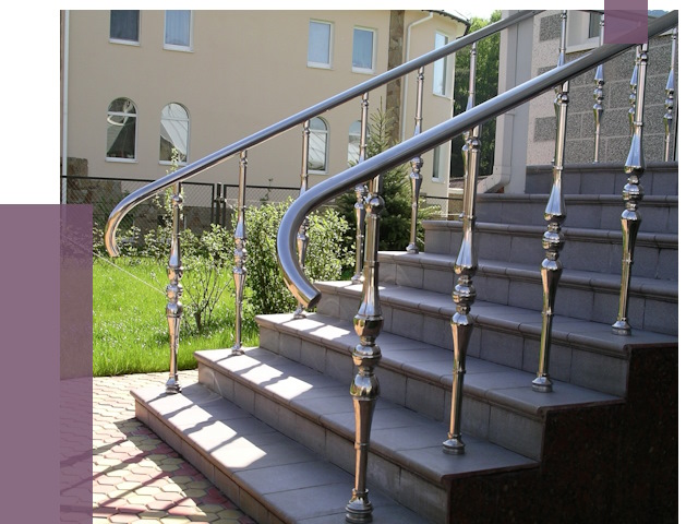 Перила для крыльца в Северске от 10915 руб. — монтаж ПРОЛЁТ-Свк