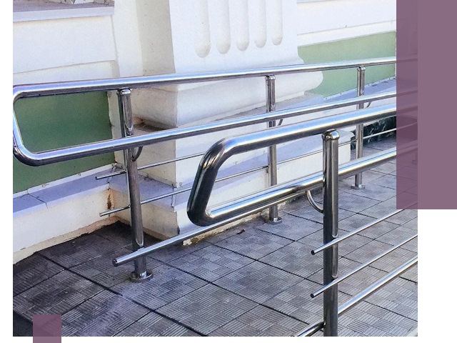 Ограждения пандусов из металла и нержавейки в Северске