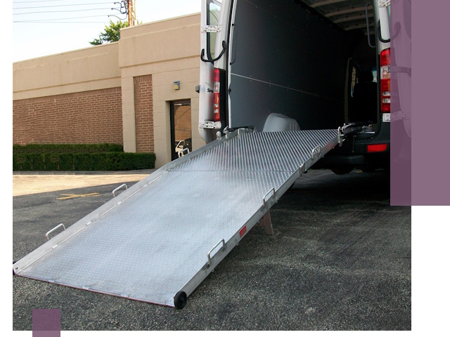 Мобильные пандусы в Северске — производство, монтаж и аренда