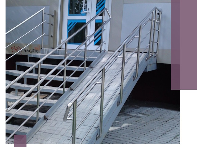 Пандус на крыльцо под ключ в Северске: монтаж и изготовление