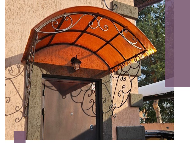 Демонтаж козырьков в Северске быстро и безопасно