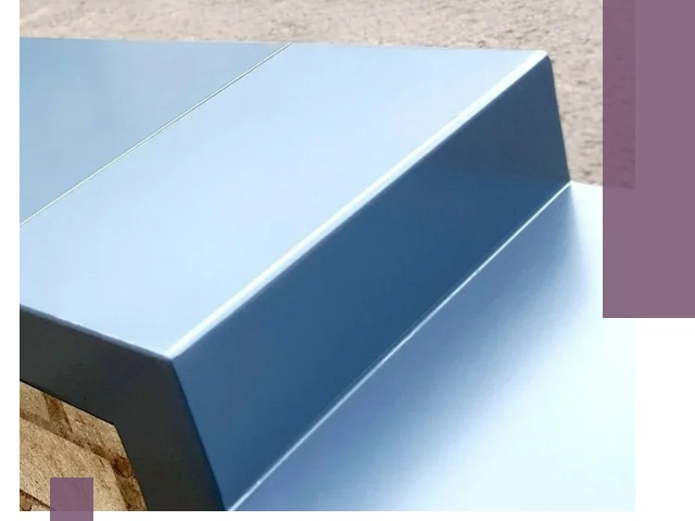 Крышки на парапет в Северске: изготовление и монтаж под ключ