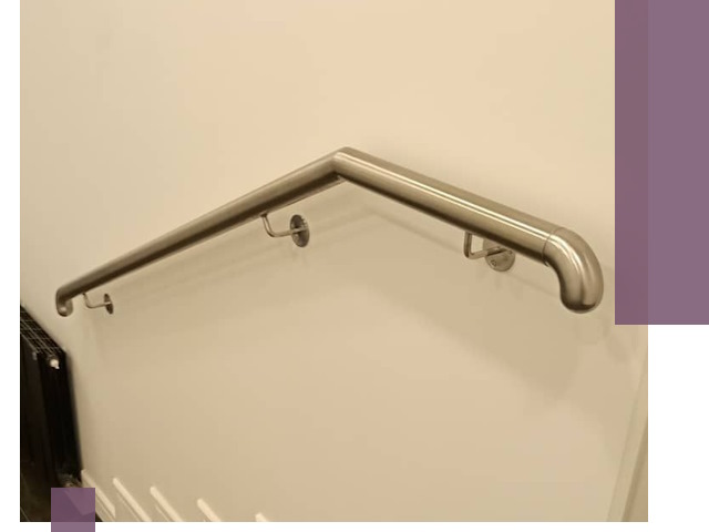 Изготовление пристенных поручней в Северске под ключ за сроки